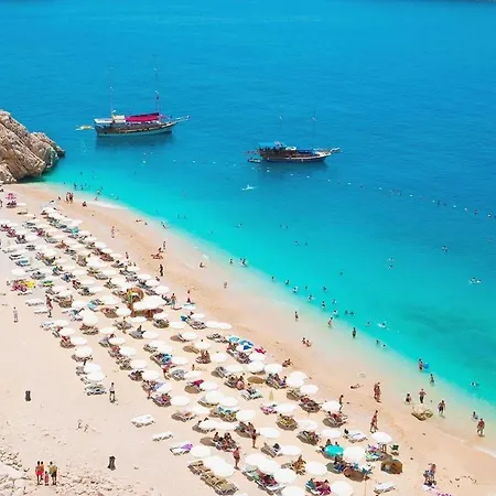 Otel Emerald Retreat 4*